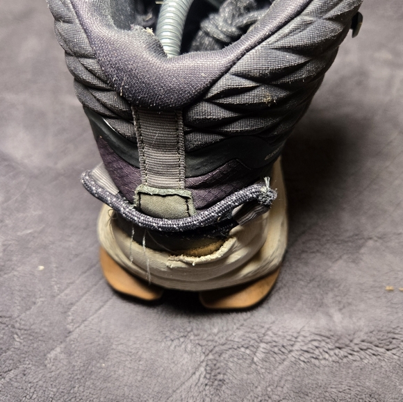 Altra Olympus Mid Hiking Boots WMNS 8.5 - Picture 7 of 11